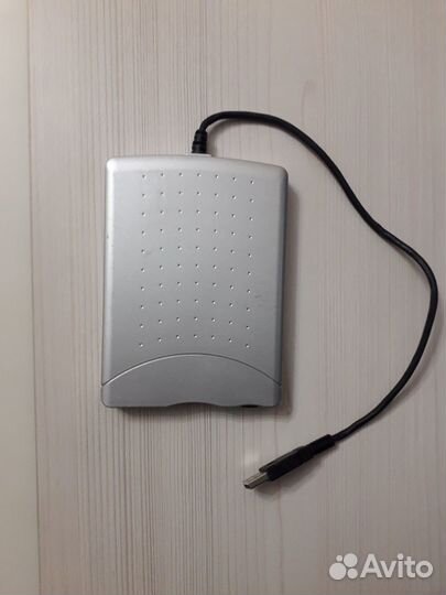 Внешний Floppy-дисковод NEC UF0002