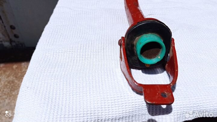 Приспособление для перелива бензина СССР