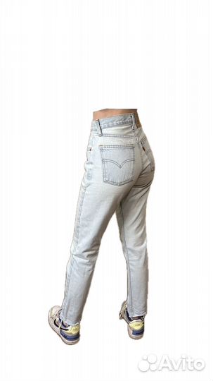 Джинсы женские levis