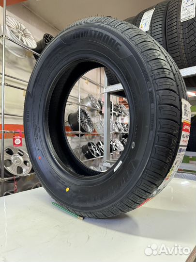 Armstrong Blu-Trac PC 175/65 R14 82H