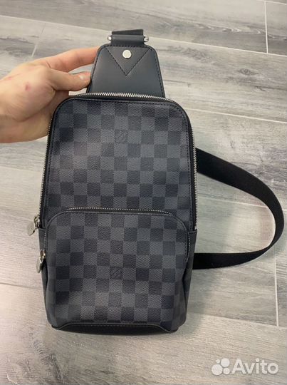 Vuitton avenue best sale sling bag