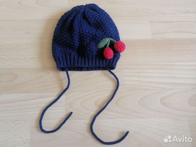 Шапочка для девочки новая