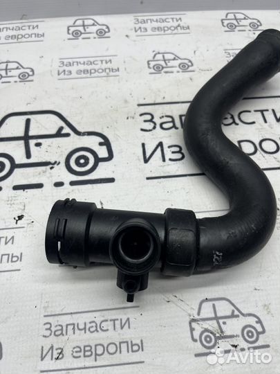 Патрубок радиатора нижний Ауди А6С5