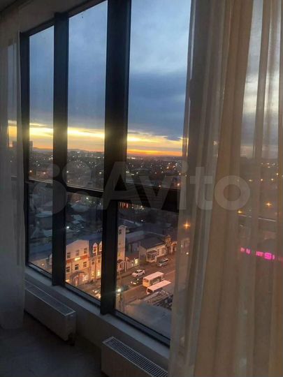 2-к. квартира, 100 м², 12/16 эт.