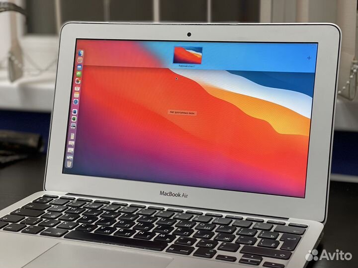 Macbook air 11 2014 в идеальном состоянии