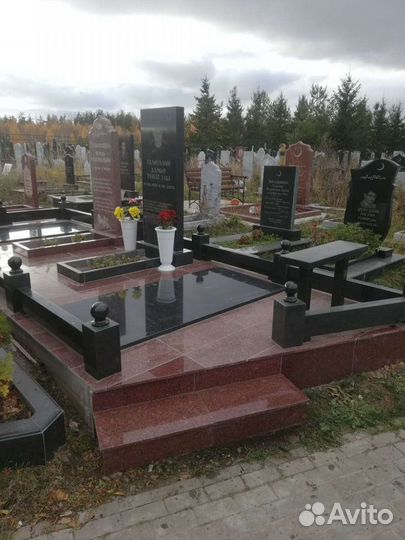 Установщик памятников