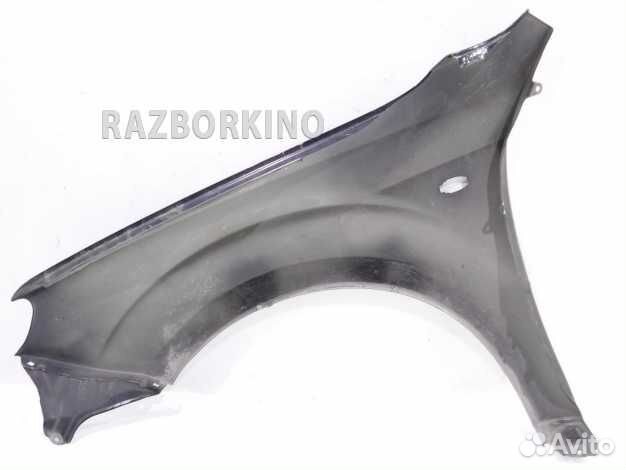 Крыло переднее правое