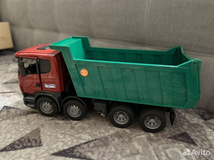 Bruder камаз