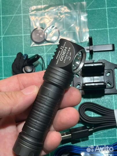 Налобный фонарь Skillhunt H300