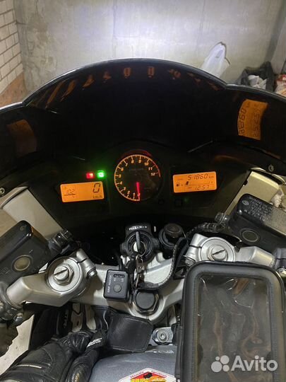 Honda vfr800