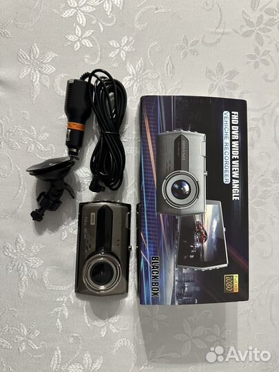 Видеорегистратор на зеркало