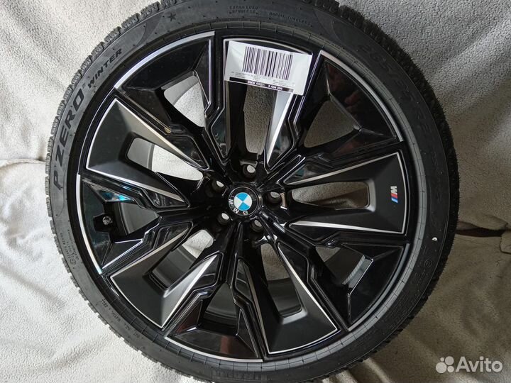 BMW 7 I7 G70 оригинал зимний комплект R21
