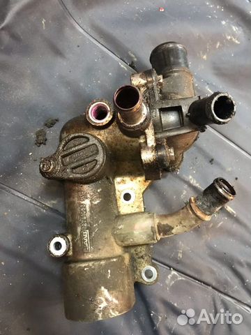 Корпус термостата Saab 9-3