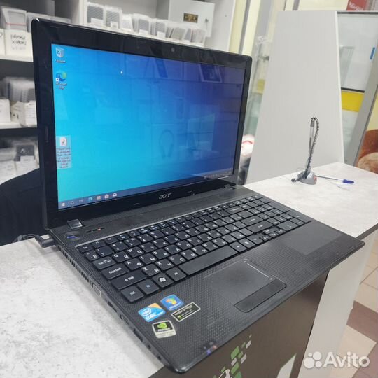 Ноутбук Acer Pew71 core i3