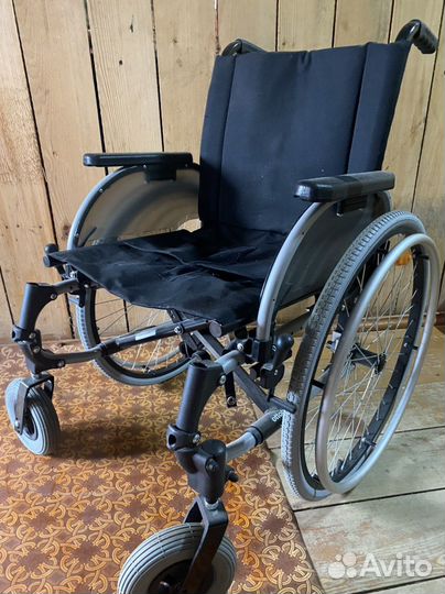 Коляска инвалидная