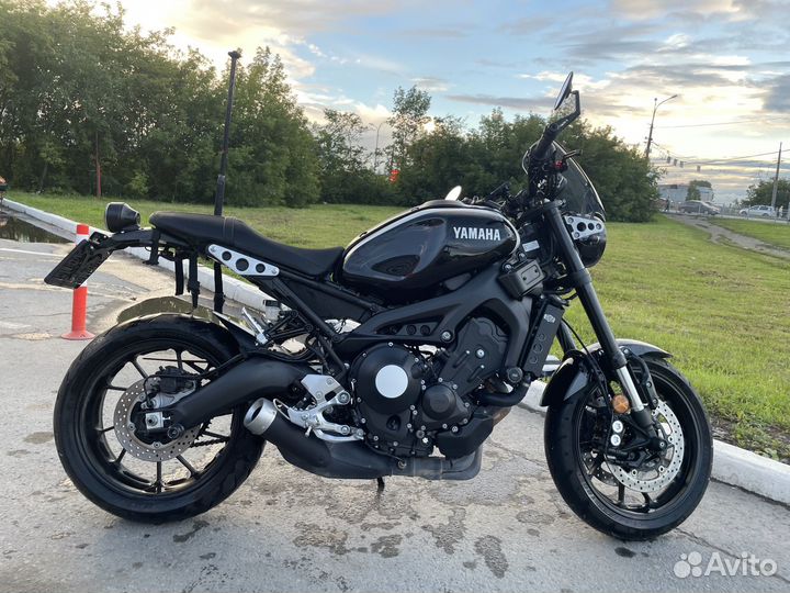 Yamaha XSR900