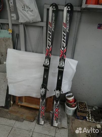 Горные лыжи Fisher 165 с креплениями и палками
