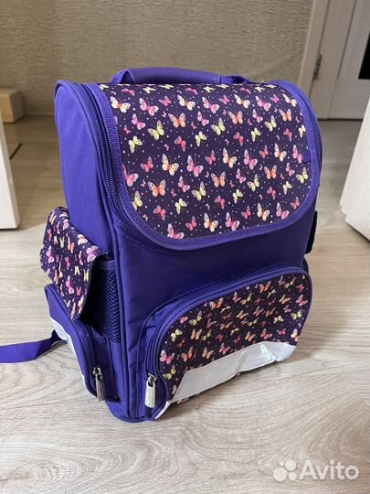 Рюкзак школьный каркасный для девочки