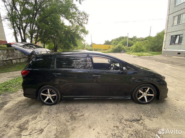 Toyota Wish 1.8 CVT, 2010, 240 000 км