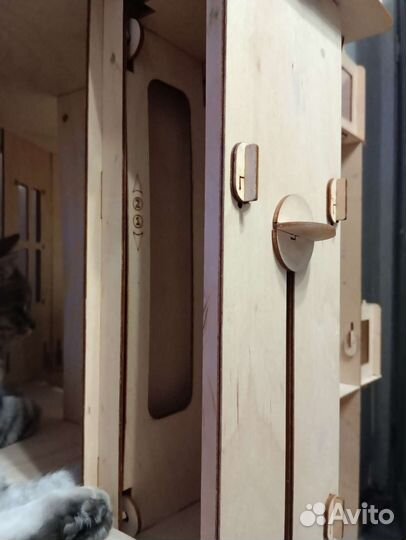 Большой кукольный домик