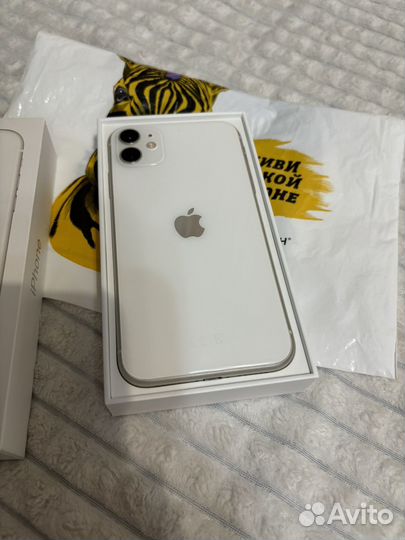 iPhone 11, 128 ГБ