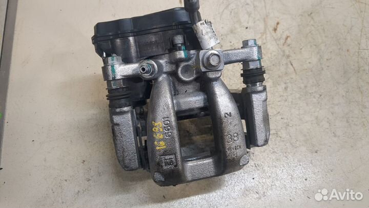 Суппорт Chevrolet Trax 2023, 2023