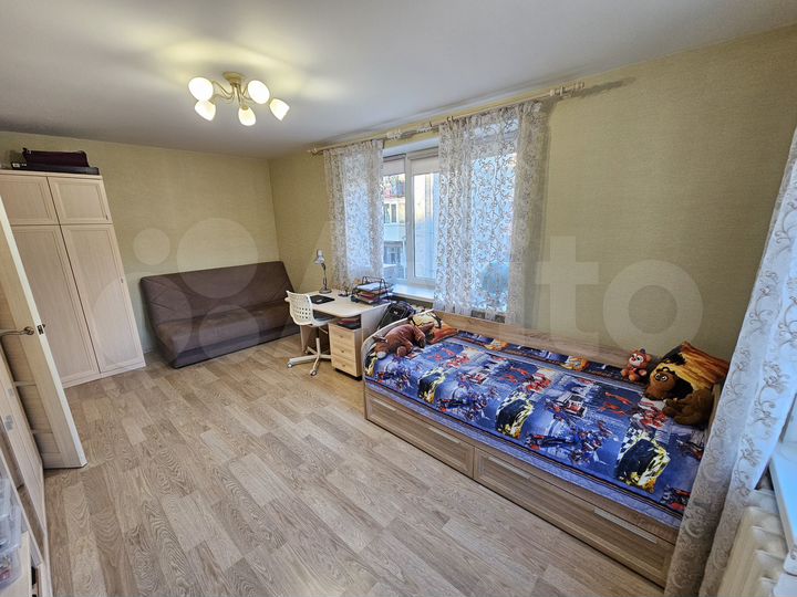 2-к. квартира, 42 м², 3/5 эт.