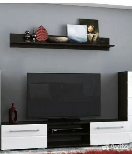 Милан Тумба с навесной полкой тб-11 BTS