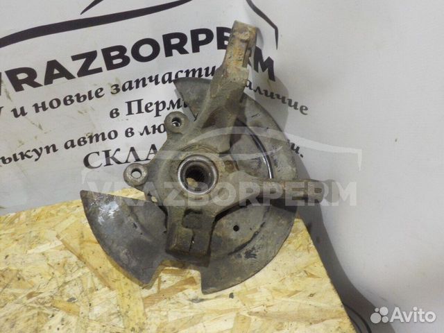 Кулак поворотный передний правый Renault Sandero