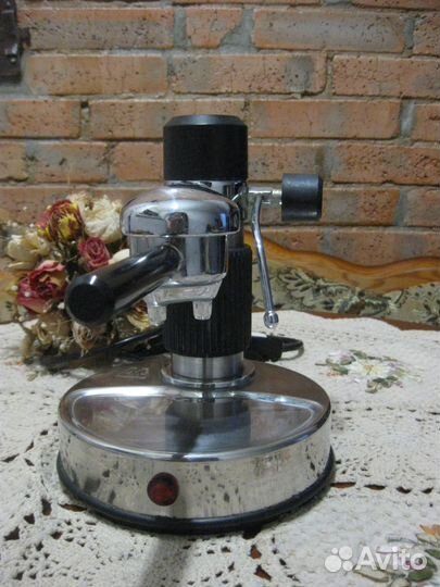 Винтажная кофеварка фирма AMA Milano Италия