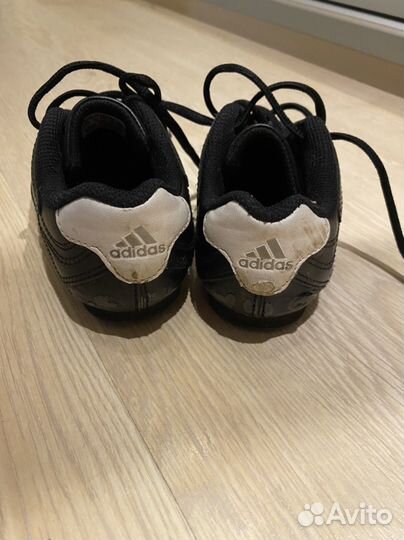 Бутсы для зала adidas