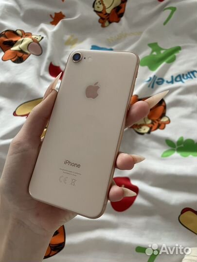 iPhone 8, 64 ГБ