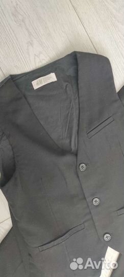 Костюм жилетка и брюки H&M 134