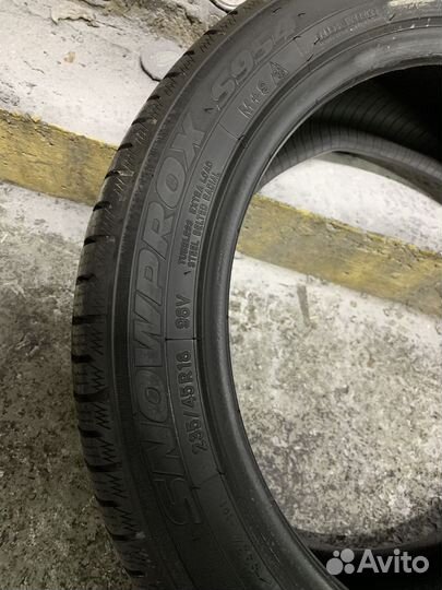 Toyo Snowprox S954 235/45 R18 98V