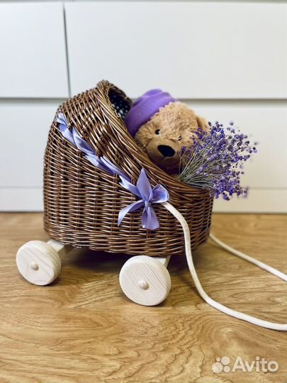 Плетеная коляска люлька