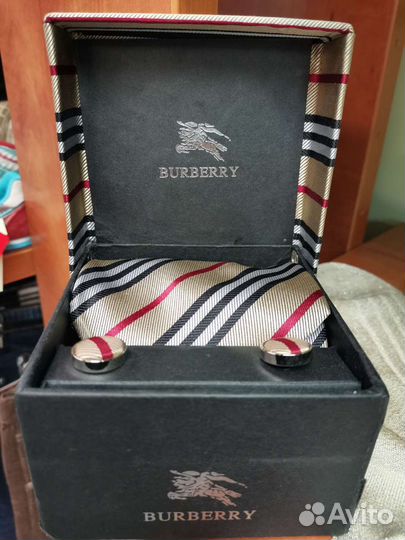 Галстук и запонки новые оригинал