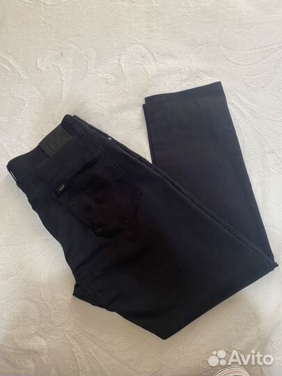 Джинсы LEE straight fit 33/34 оригинал