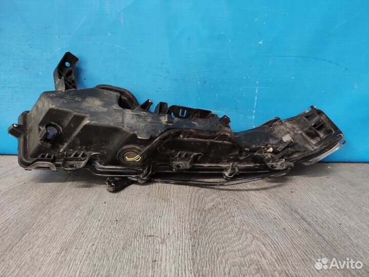 Ходовой огонь правый Lexus NX 1 2014