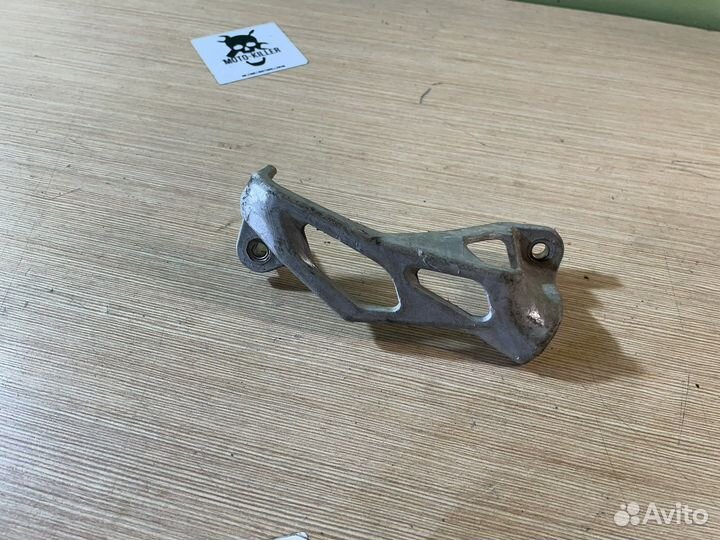 Защита суппорта Yamaha YZ 250 F 2006-2009