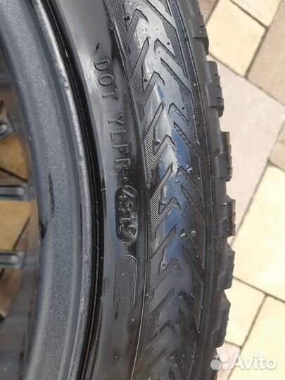 Nokian Tyres Hakkapeliitta 8 225/45 R18
