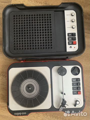 Проигрыватель Лидер-205