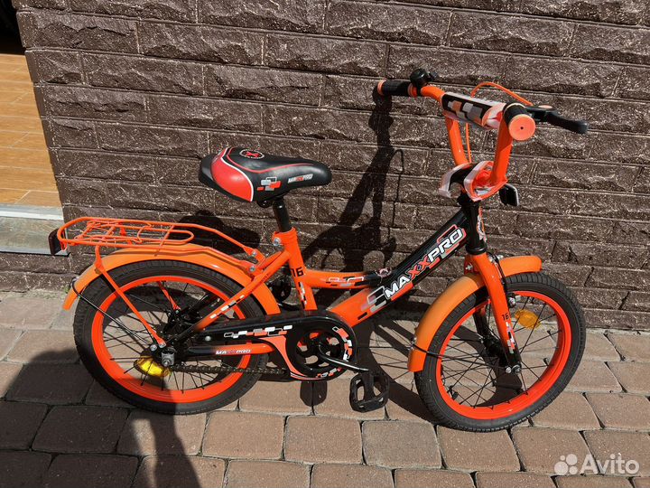 Велосипед детский MaxxPro 16
