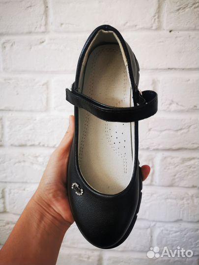 Туфли для девочки 30-31 размер