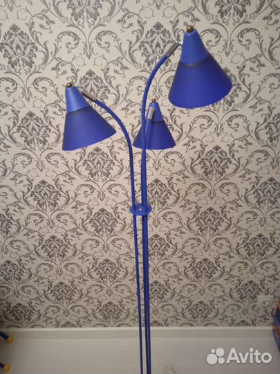 Торшер напольный