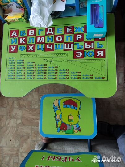 Детский стол и стул для школьника