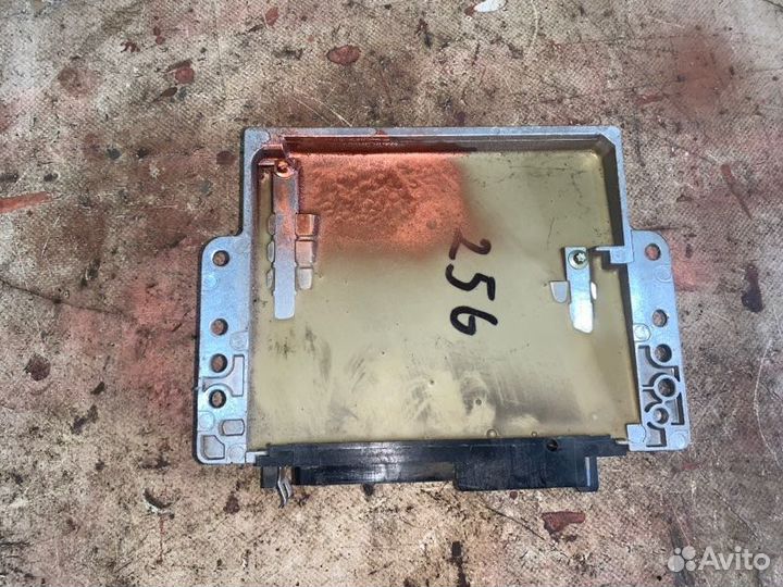 Блок управления двс Kia Avella седан B5 1997