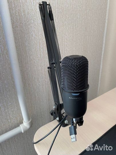 Микрофон HyperX Solocast