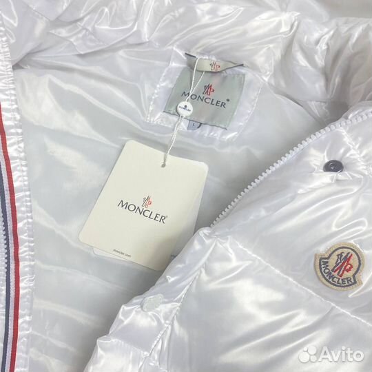 Жилетка Moncler белая