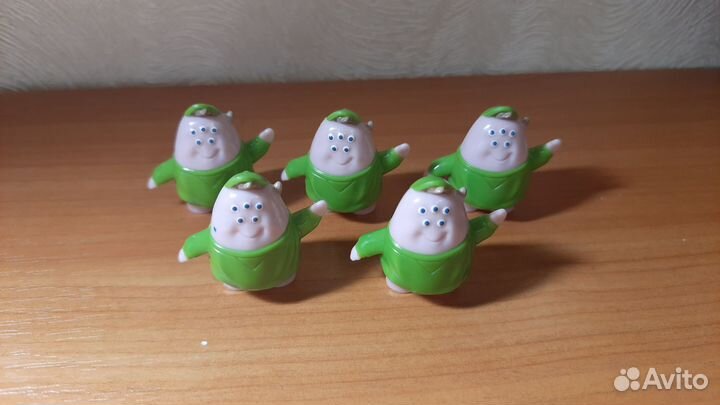 Игрушка kinder Университет монстров