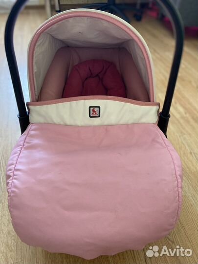 Автомобильное кресло от 0